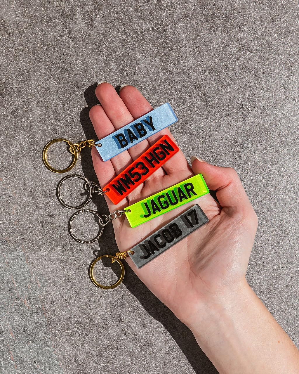 Crafted Memories Personalised License Plate Keychain – Custom Mini Number Plate Key Ring with Name or Text – Ideal for New Car Owners, Gifts, or Just Passed Drivers