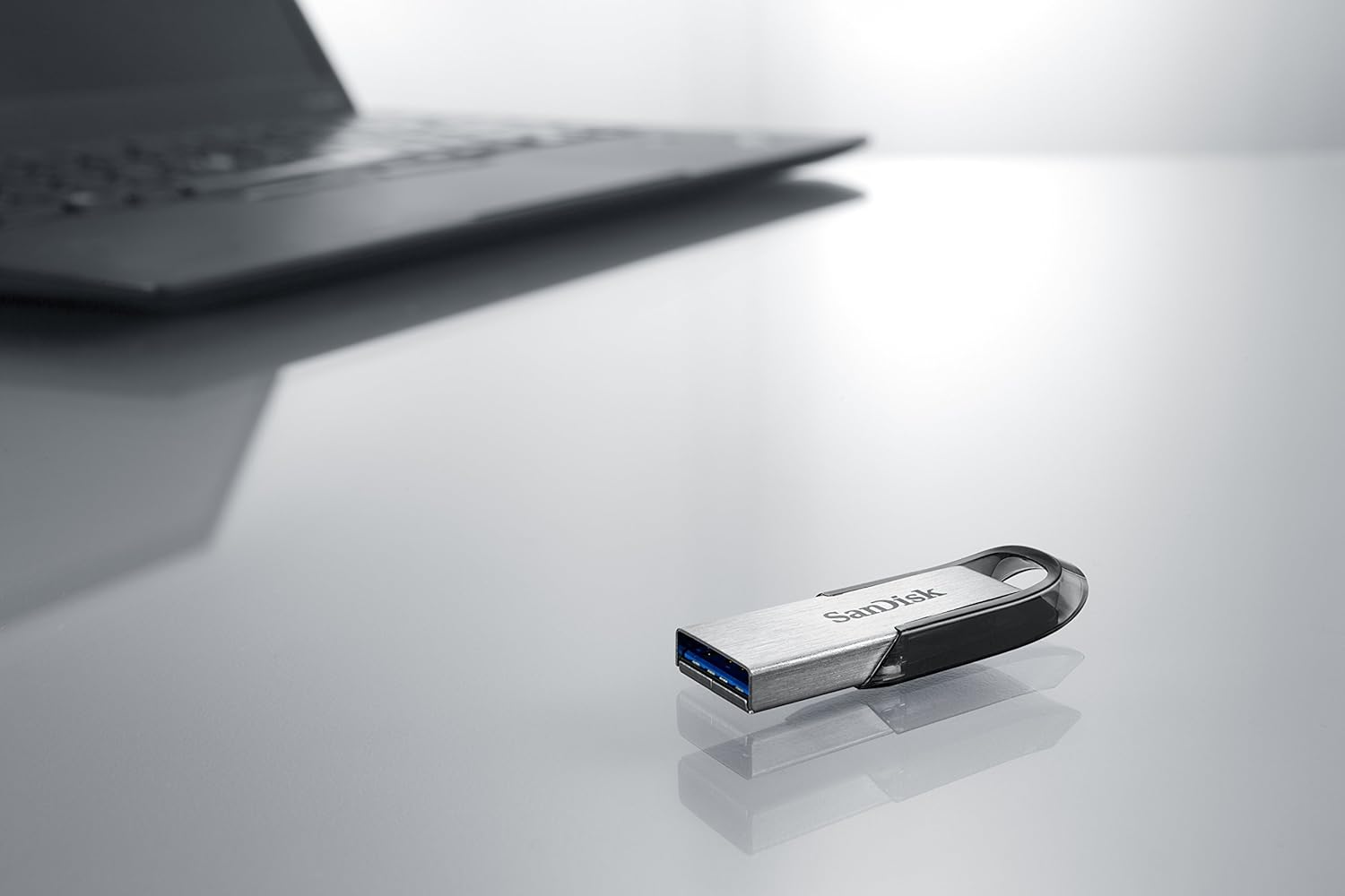 SanDisk Ultra Flair 128GB USB 3.0 Flash Drive – High-Speed Memory Stick with 150MB/s Transfer, Password Protection & Sleek Durable Metal Casing – Silver/Black