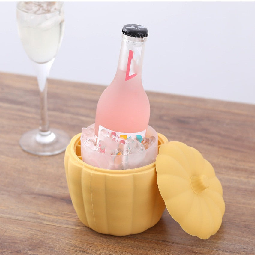 2-in-1 Silicone Pumpkin Ice Cube Maker & Bucket – Multi-Functional Portable Ice Tray for Chilling Whiskey, Cocktails, and Bar Drinks