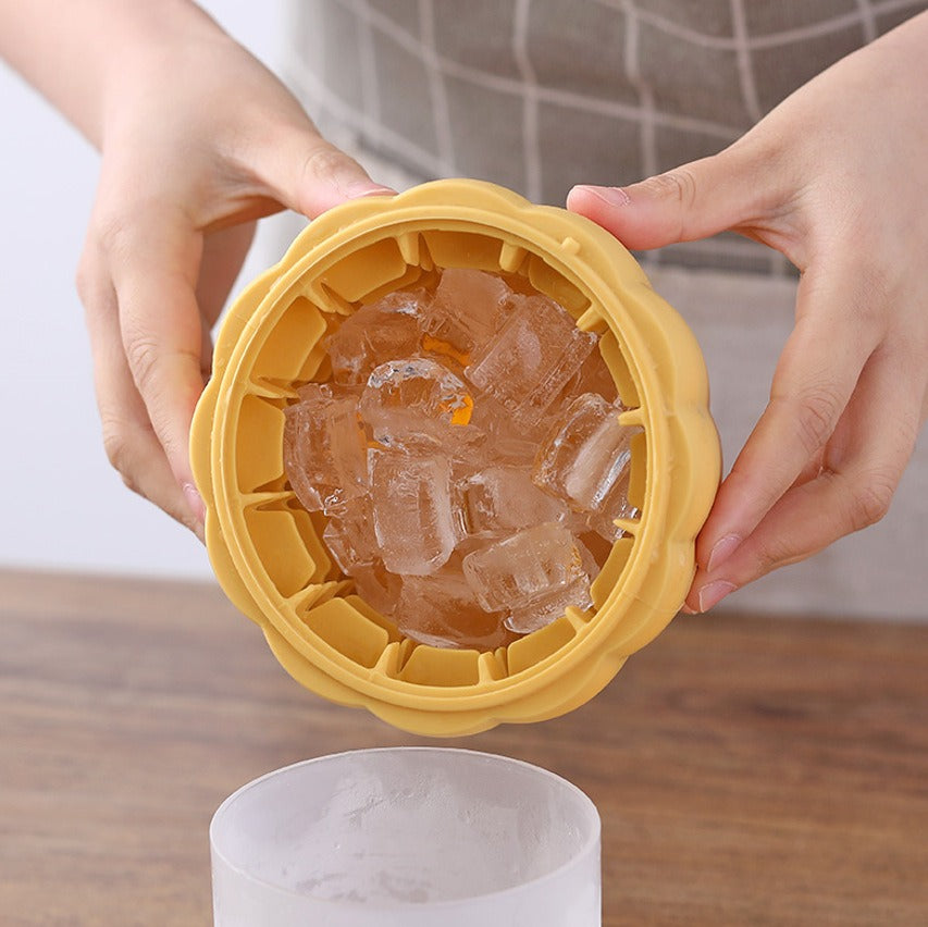 2-in-1 Silicone Pumpkin Ice Cube Maker & Bucket – Multi-Functional Portable Ice Tray for Chilling Whiskey, Cocktails, and Bar Drinks
